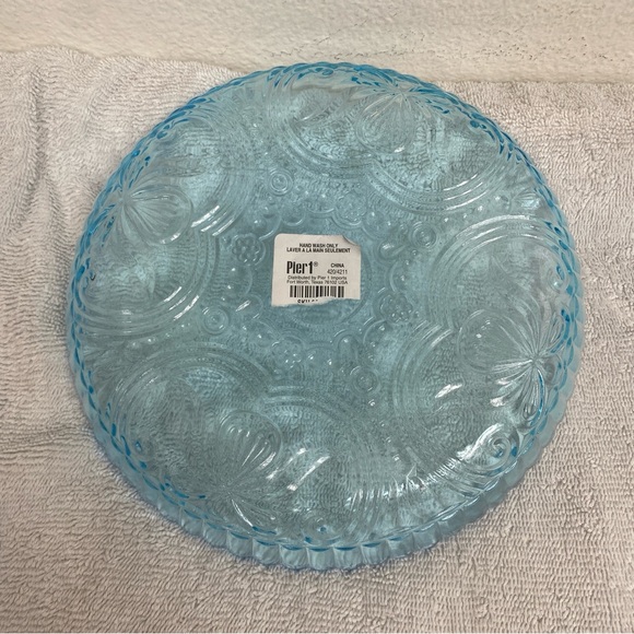 NWT New Pier 1 Imports Blue Floral Sheer Glass Round Plate Set of 2 Bohemian